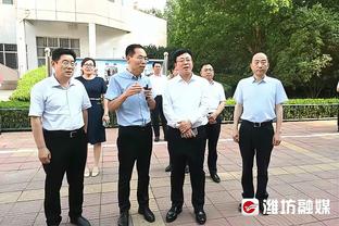 今日绿军VS独行侠 波尔津吉斯因右膝发炎缺阵